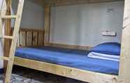 Kamar Tidur 4 The Lodge for Cyclists - Hostel