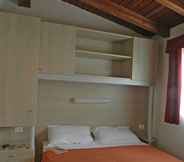 Bedroom 4 Villaggio Residence Punta Spin