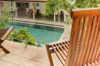 Swimming Pool Hotel J Unawatuna