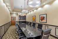 Ruangan Fungsional Comfort Inn & Suites Shawnee - Kansas City