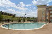 Swimming Pool Fairfield Inn & Suites Boulder Broomfield/Interlocken