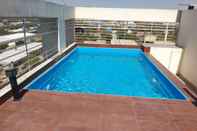 Swimming Pool Starlit Suites