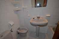 In-room Bathroom Apartment in Isla, Cantabria 103626 by MO Rentals