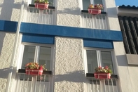 Exterior Nesha Flats Ericeira