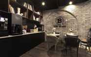 Bar, Kafe, dan Lounge 5 Brown Dot Hotel Yangjeong