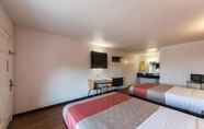 Phòng ngủ 6 SureStay Hotel by Best Western San Antonio Riverwalk