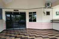 Lobby Homestay Pejal