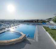 Swimming Pool 4 Thea Butik Hotel & Restaurant
