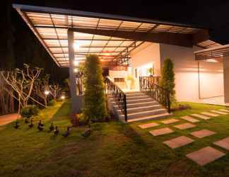 Exterior 2 Lemon Chalet Kaeng Krachan Resort