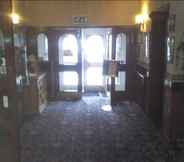 Lobby 3 Sneyd Arms Hotel