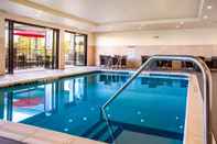 Swimming Pool Comfort Inn & Suites Niagara Falls Blvd USA