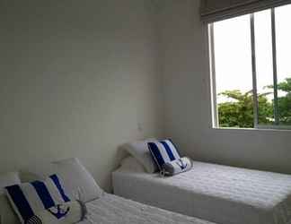 Phòng ngủ 2 Apartamentos Puerto Valero 008