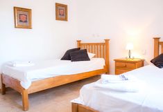 침실 6 B05 - Luxury Central 2 bed with Spa by DreamAlgarve