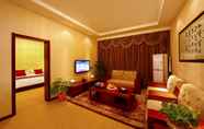 Kamar Tidur 4 Dunhuang Golden Leaf Hotel