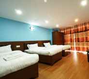 Phòng ngủ 7 Everest Holiday Inn