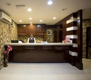 Lobi 4 Star Emirates Furnished Apartments 2