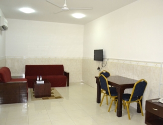 Lobi 2 Star Emirates Furnished Apartments 2