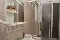 In-room Bathroom 4Rooms B&B Salerno