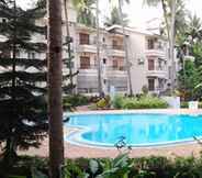 Kolam Renang 2 Prachi Holidays Home