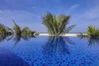สระว่ายน้ำ The Ritz-Carlton Ras Al Khaimah, Al Hamra Beach