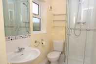 Toilet Kamar Annandale Court Serviced Apartments