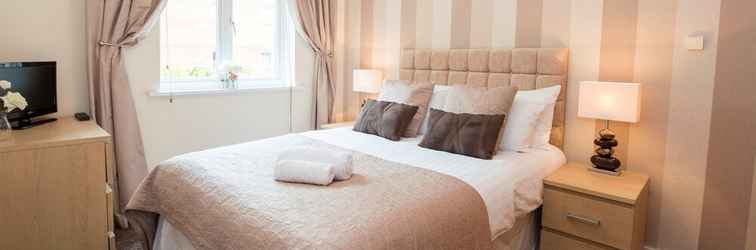 Bedroom Elmcroft Court Serviced Apartments