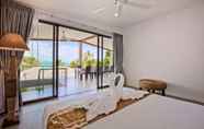 ห้องนอน 4 7 Bed Beautiful Beach Front Villa SDV031-By Samui Dream Villas