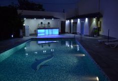 Swimming Pool 2 Adams