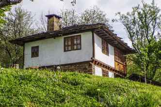 Exterior 4 Karashka - Vacation Home