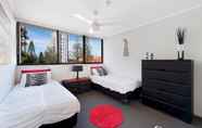 Bedroom 5 Holiday Resort Apts in Surfers Paradise