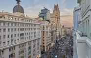 Nearby View and Attractions 7 Hyatt Centric Gran Via Madrid