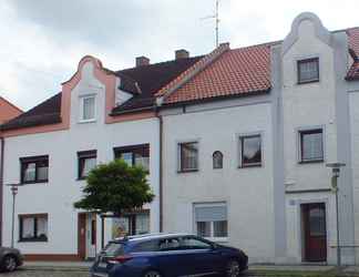 Exterior 2 Ferien- und Gästehaus Gangkofen