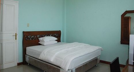 Others 2 Green Paradise