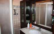In-room Bathroom 7 Mario Apartment 6518