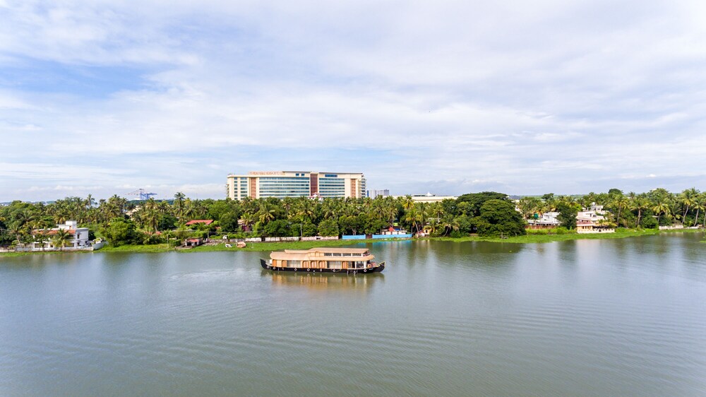 Nearby View and Attractions 4 Grand Hyatt Kochi Bolgatty