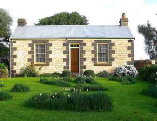 Exterior 2 Cherry Plum Cottages