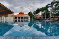 Swimming Pool Ruen Purksa Resort