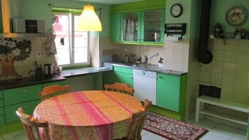 Kamar Tidur 4 Bed & Breakfast Erlach