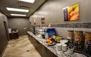 Restaurant 7 Best Western Plus St. John's Airport Hotel and Suites