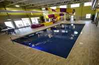 Swimming Pool Best Western Plus St. John's Airport Hotel and Suites