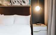 Kamar Tidur 7 Renaissance Saint Elm Dallas Downtown Hotel