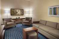 Ruang untuk Umum Fairfield Inn & Suites by Marriott Hendersonville Flat Rock