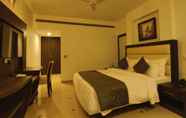 Bedroom 7 Hotel Natraj
