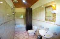 In-room Bathroom Nuwaraeliya Hills Rest