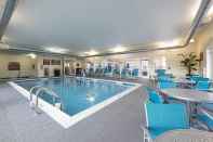 Swimming Pool TownePlace Suites by Marriott Louisville North