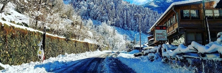 Bangunan Meroli Ev Pansiyonu ve Yöresel Tatlar