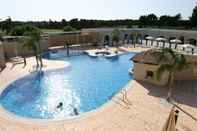 Swimming Pool Residence La Pineta - Campsite