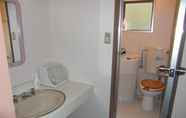 In-room Bathroom 5 Pension Hakuba OZ