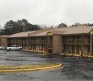 Exterior 5 Days Inn by Wyndham King/Winston Salem Area