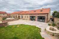 Exterior Glebe Farm Holiday Barns